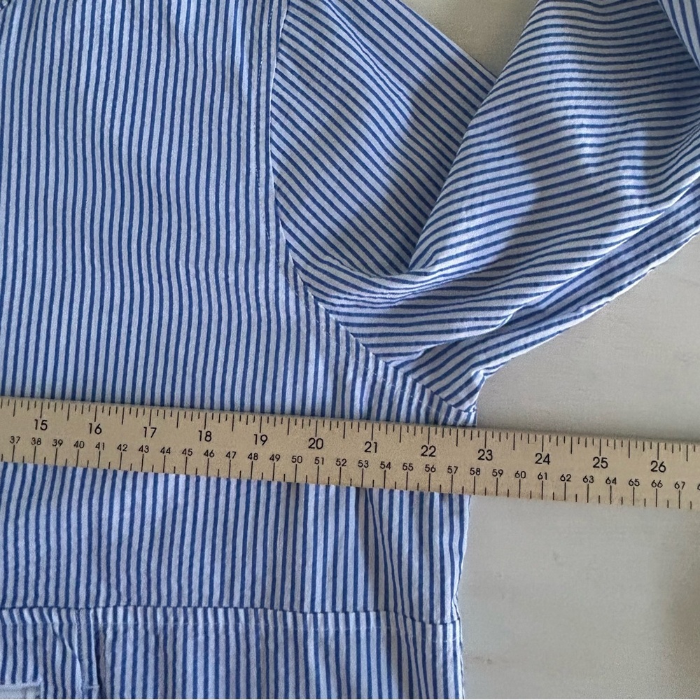 L.L. Bean women’s blue and white striped windbreaker, size large, 100% cotton. - Picture 6 of 8